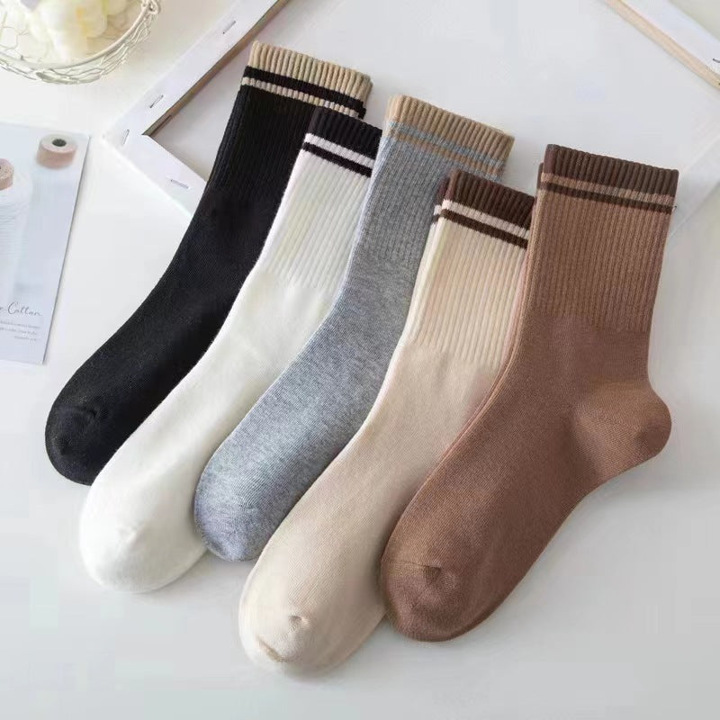 Polyester cotton versatile socks