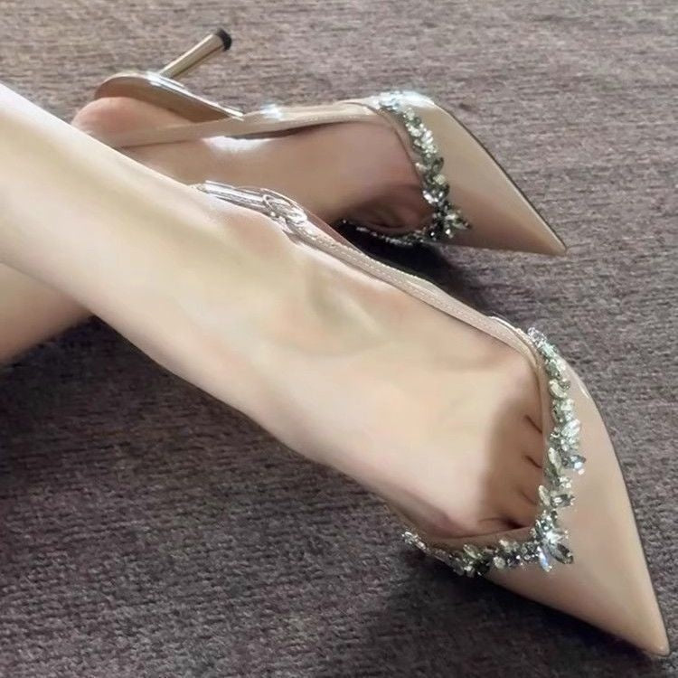 Nude high heels pointed rhinos shoes